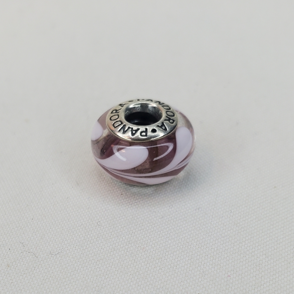 Pandora Pink Leaf Glass Bead